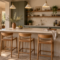 Cocina decorada con muebles y complementos de diseño