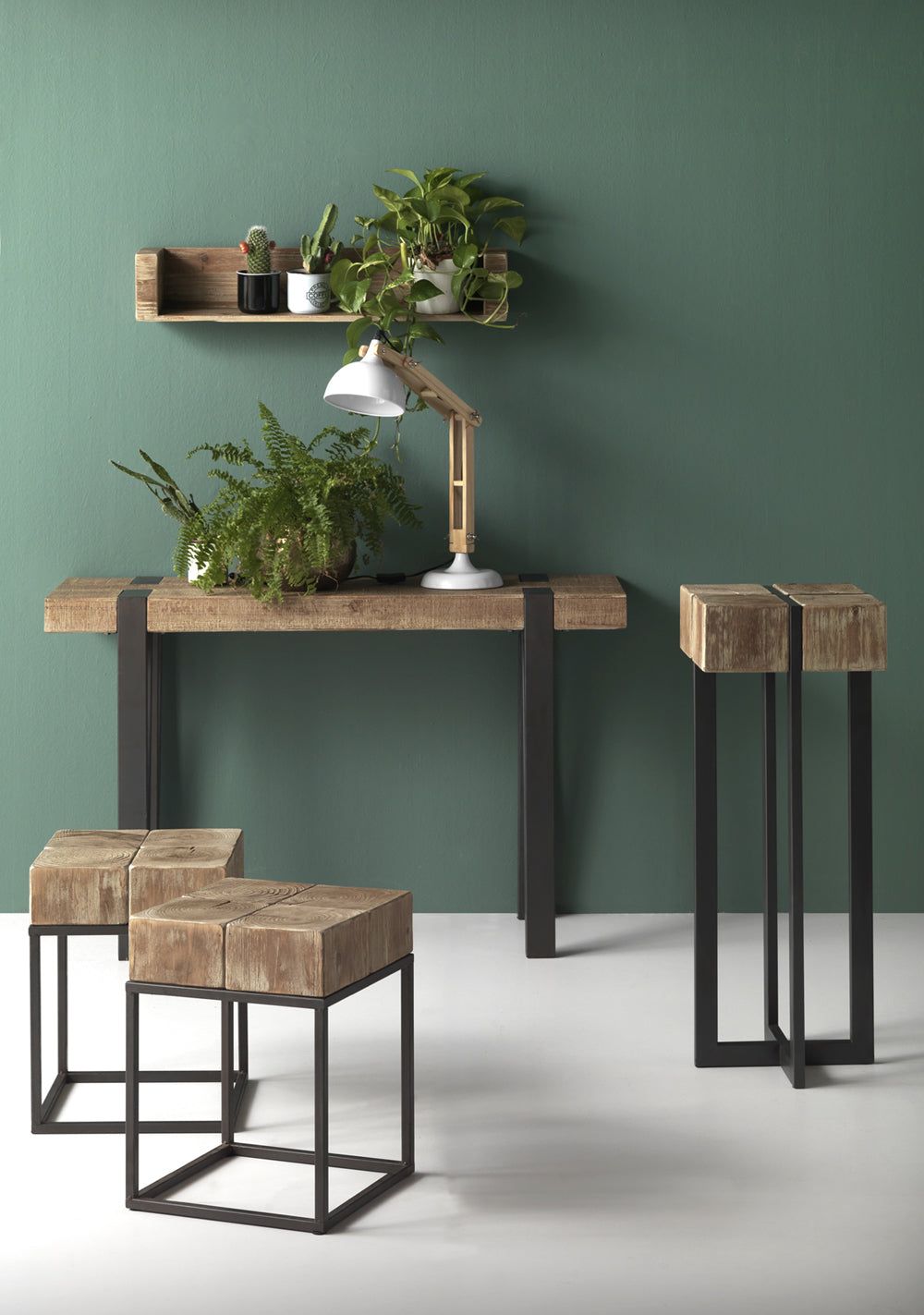 ESTANTE MADERA PARED