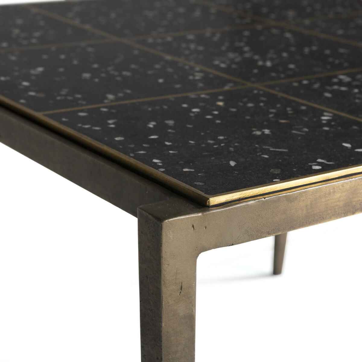 Mesa de Centro 65x59x41 Hierro Dorado Antique/Terrazo Epoxi Negro