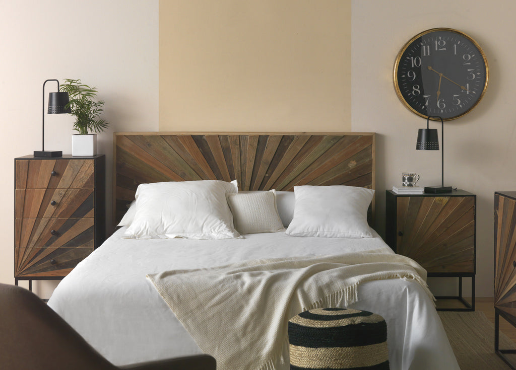 MESITA DE NOCHE MADERA LAMINADA 1 PUERTA CON BASE METALICA