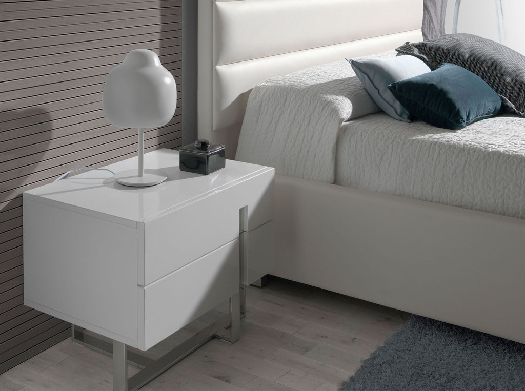 Mesita de noche madera blanco y acero cromado