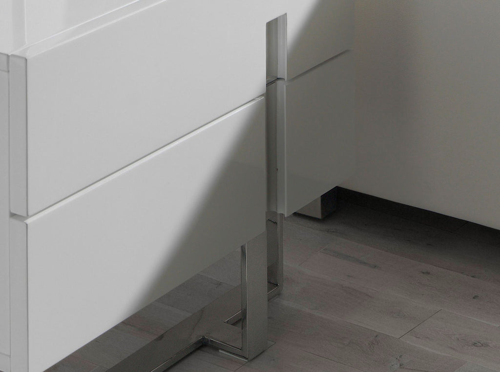 Mesita de noche madera blanco y acero cromado