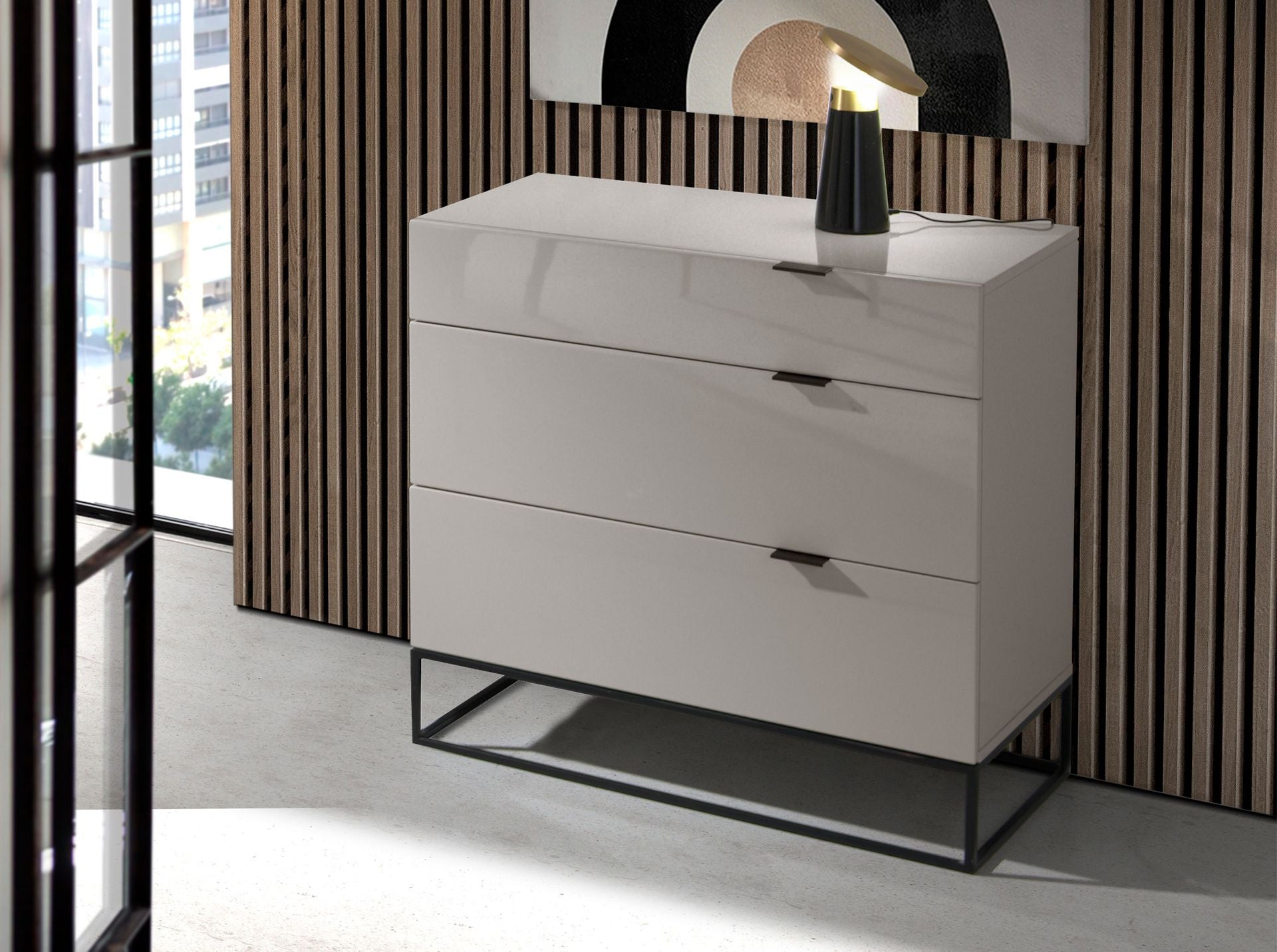 Cómoda madera gris y acero negro