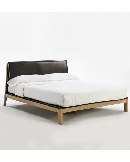 Cama de madera de fresno natural y negra de Thai Natura