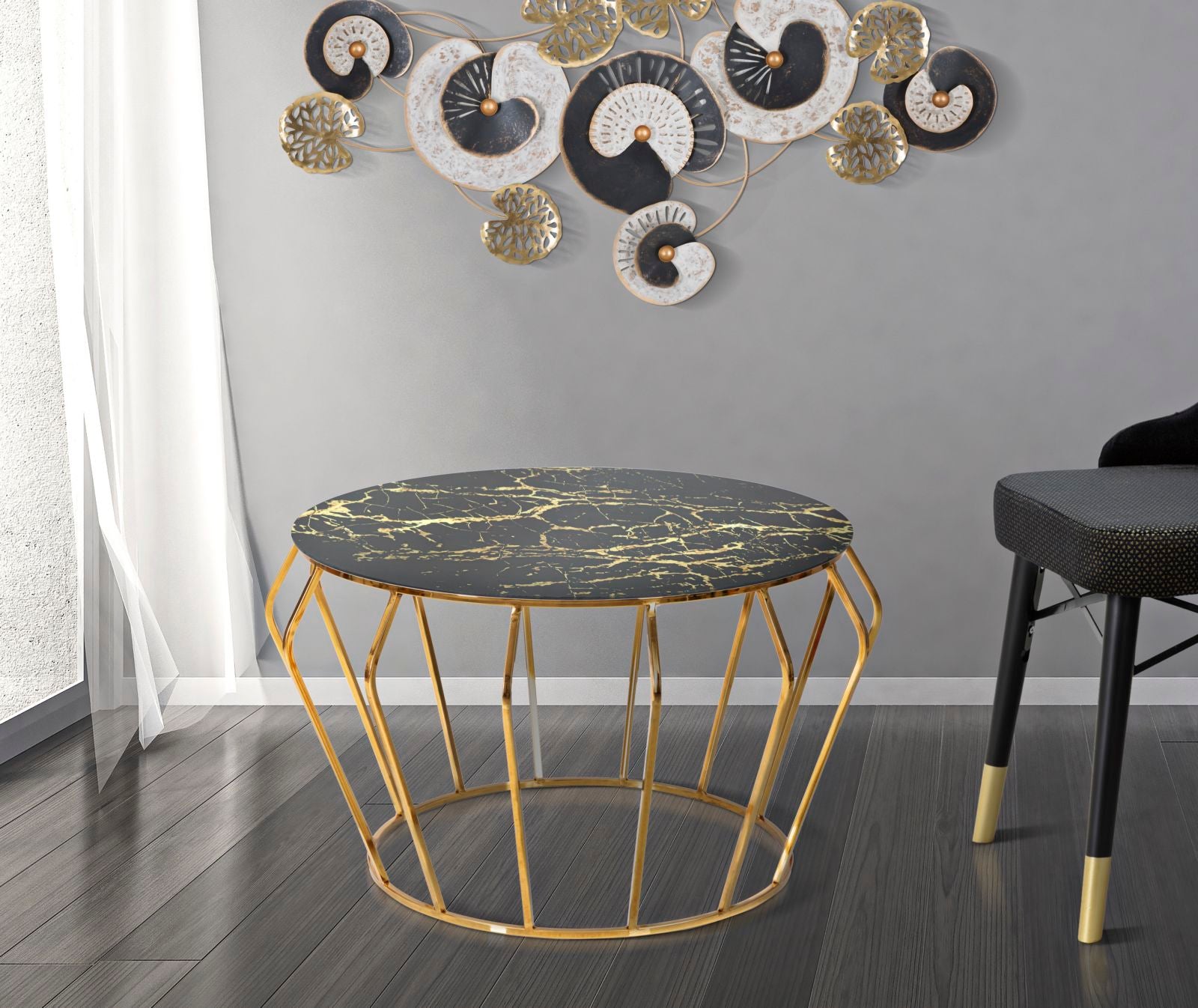 Mesa de centro de metal dorado con tablero redondo Ø 78x44,5 cm
