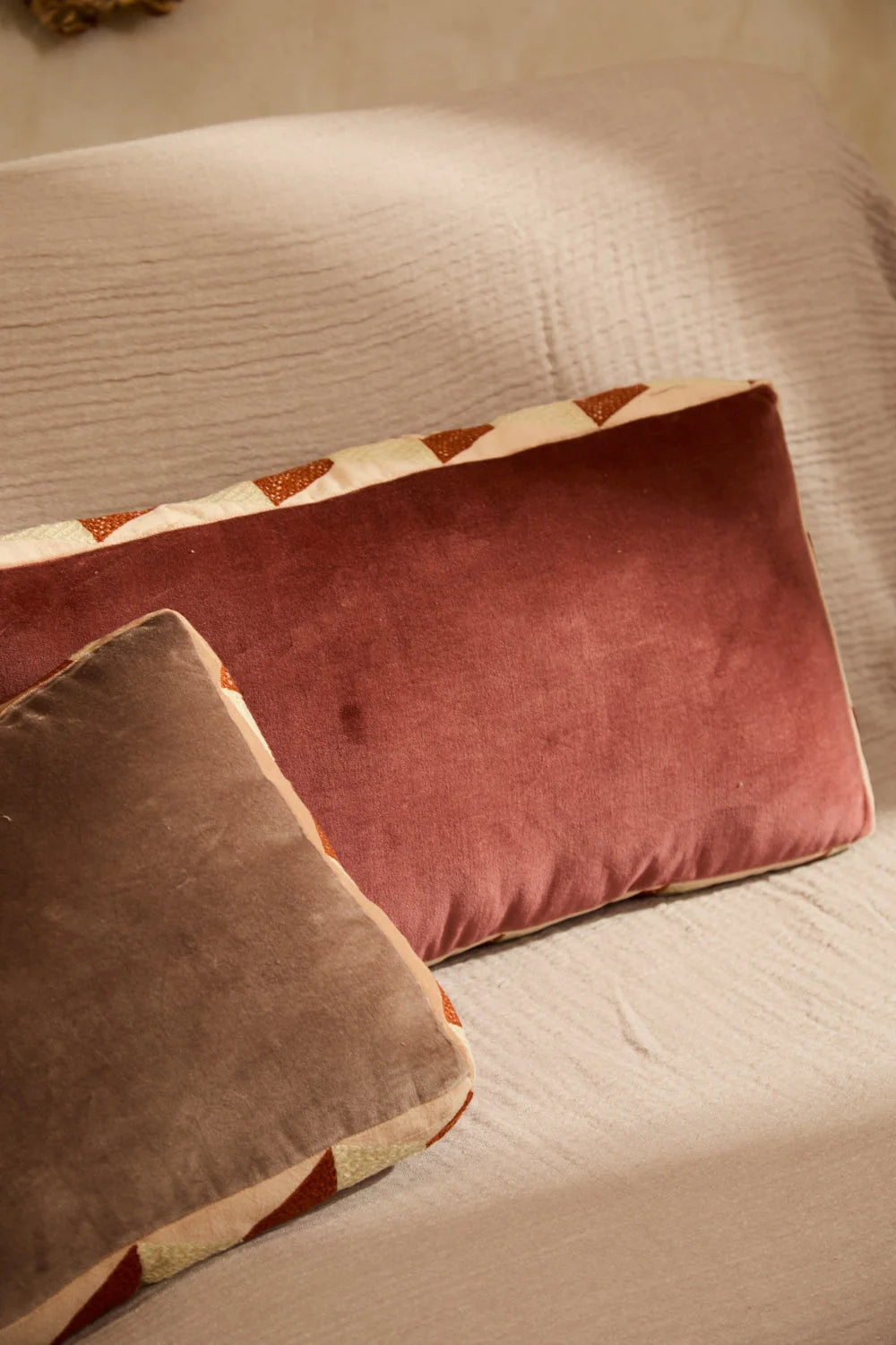 Cojín de ext. algodón. int. poliéster Osaka 30X60