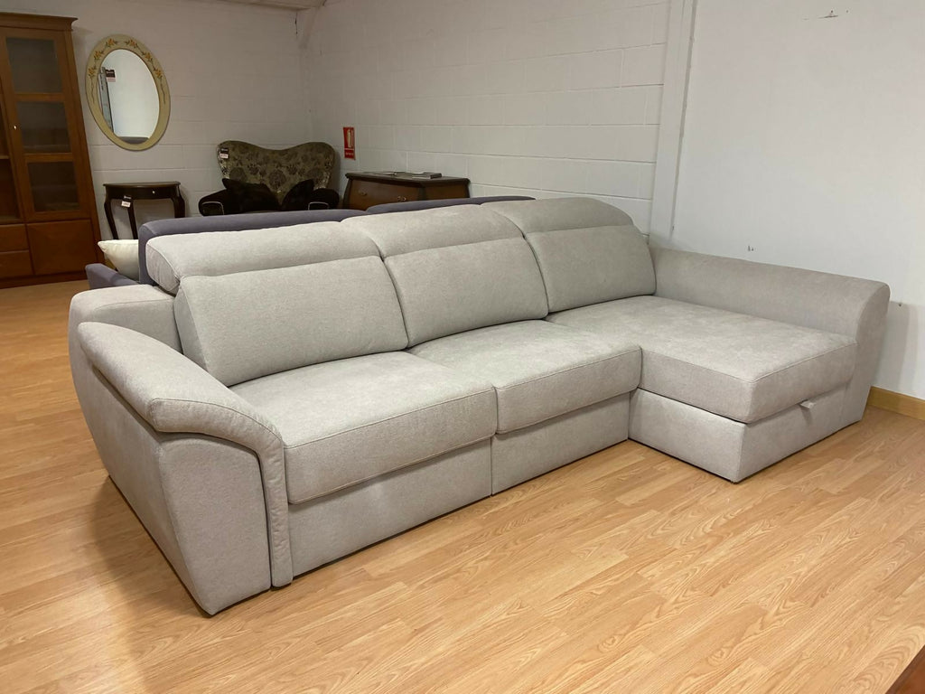 Sofá modelo Yemen con chaislong