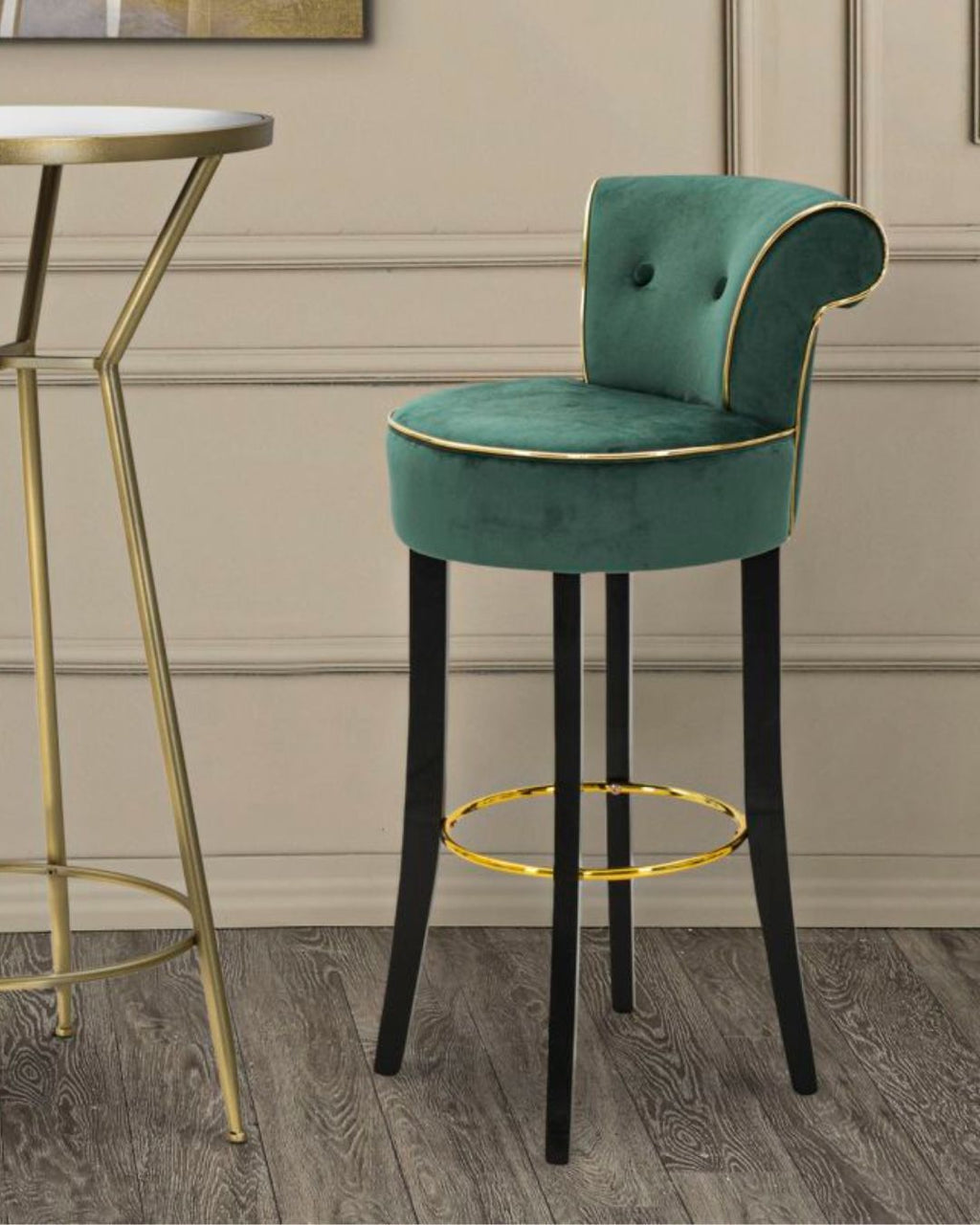 Taburete de tela verde con respaldo, 46x48x96 cm.