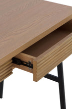 ESCRITORIO CHAPADO EN FRESNO NATURAL CON PIES METALICOS NEGROS