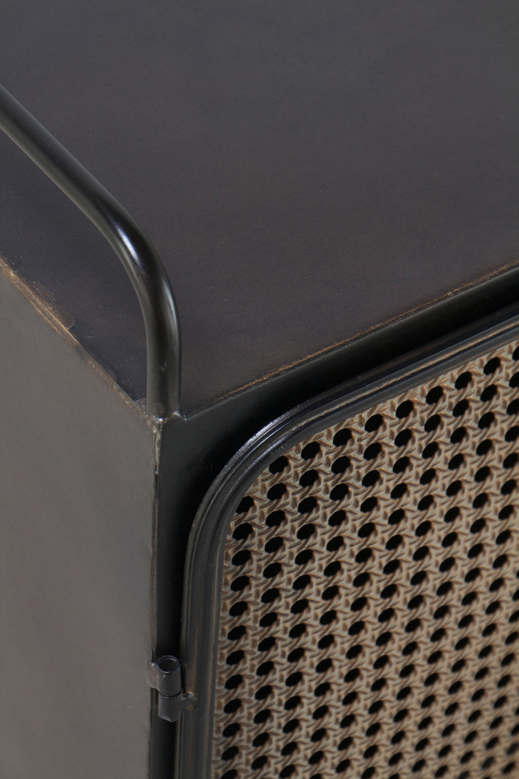 MUEBLE AUXILIAR ESTRUCTURA METAL