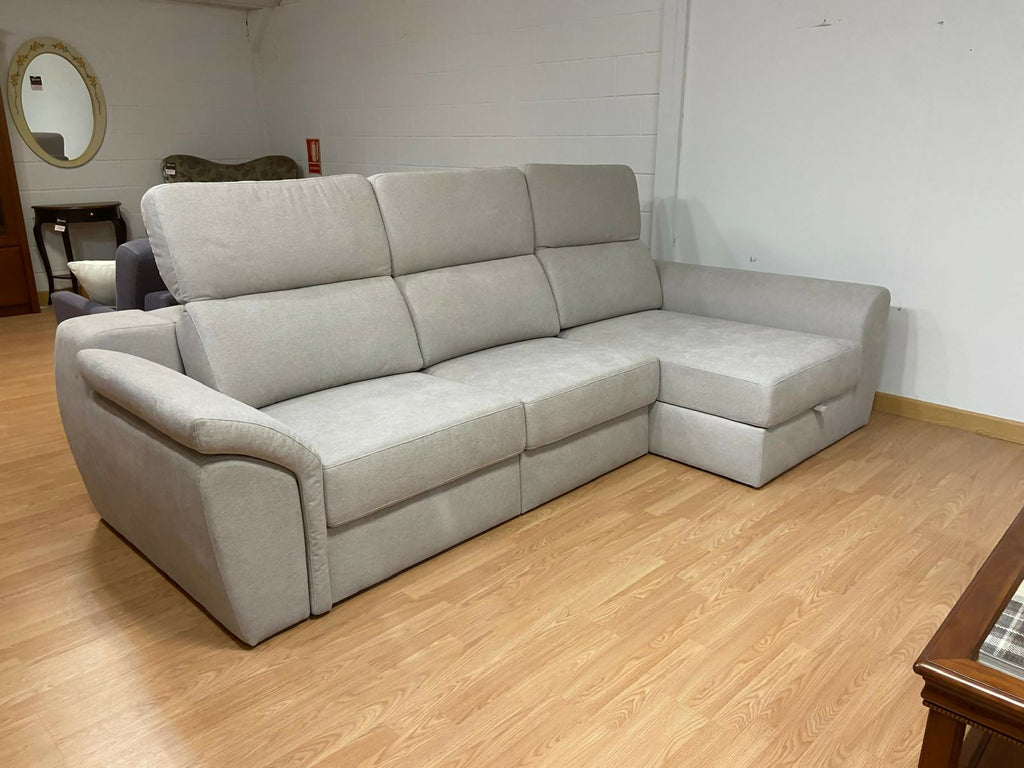 Sofá modelo Yemen con chaislong