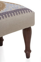 PUFF TAPIZADO ALGODON/POLIESTER PATAS DE MADERA